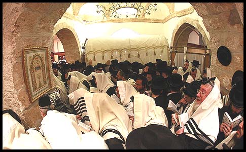 Prayers at Rachel's tomb on our matriarch's yahrzeit.