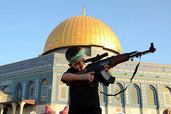 temple mount hamas kid with toy gun flash90