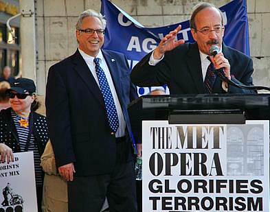 Cong. Eliot Engel (R) spoke at the anti-Klinghoffer rally on Sept. 22, 2014. Richard Allen (L) of JCC Watch, was one of the protest organizers.