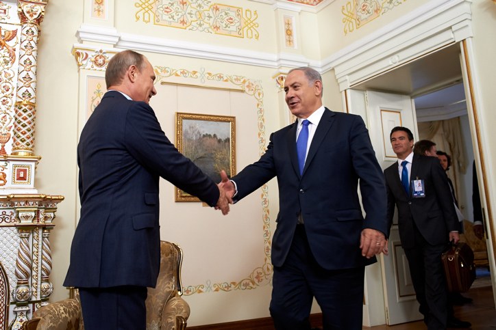 Israeli Prime Minister Benjamin Netanyahu meets with Russian President Vladimir Putin, during an official visit to Moscow, Russia. September 21, 2015. 