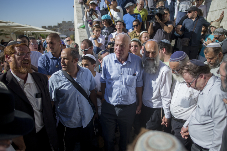 Ministers and MK at Hallel Gate