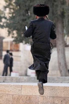 Katz-051614-Meah-Shearim