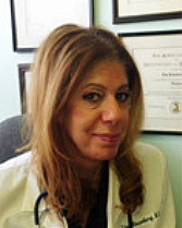 Dr. Lisa Rosenberg claims she was booted from a JetBlue flight because she is Jewish.