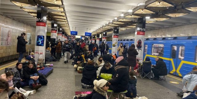 Kyiv Metro, converted into an air raid shelter