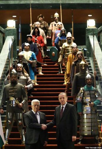 President Erdogan greets Palestinian Authority and Fatah Chairman Mahmoud Abbas