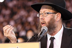 Siyum-081012-Frand