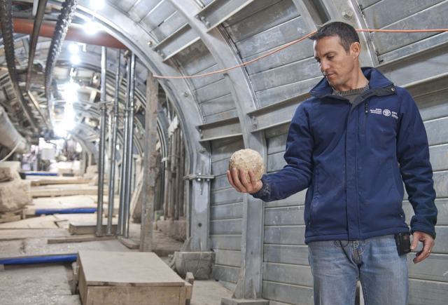 Nachshon Zenton holds a catapult ball