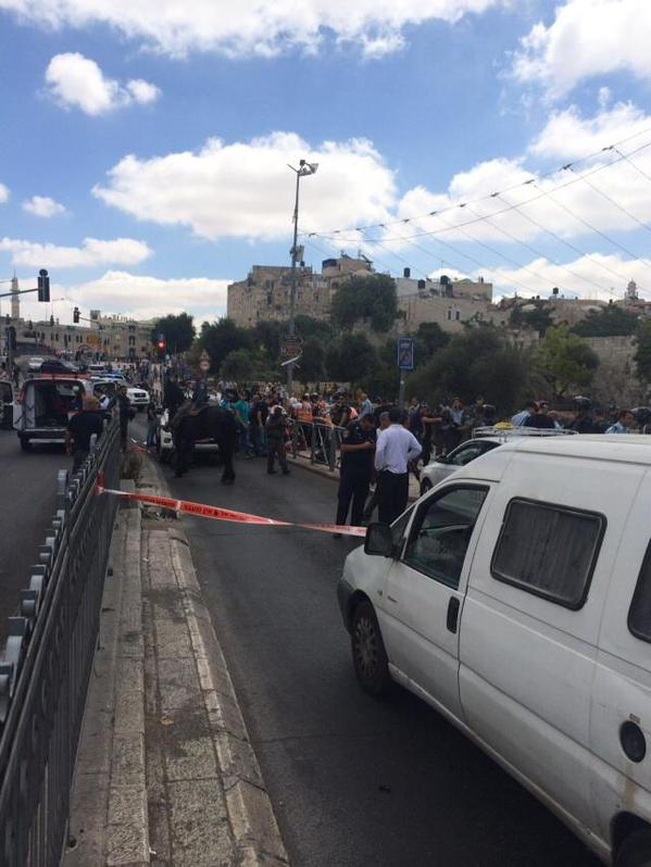 Moments after the terrorist stabbed Border Police officer.